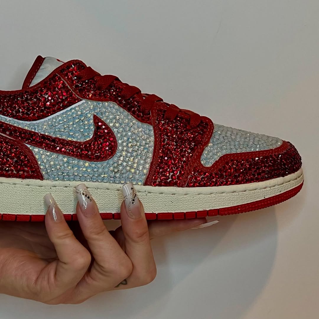 eMCee Kicks Presents: DRIP & SIP BLING EDITION 💎